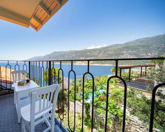 Arpia Hotel - Kaş - Balkon