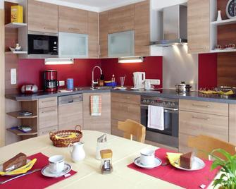 Beautiful Apartment in Niedernsill Near Zell Am See-kaprun - Niedernsill - Kuchyň