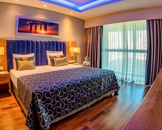 Liberty Hotels Lara - Antalya - Slaapkamer