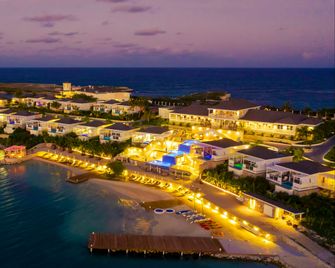 Hammock Cove Resort & Spa - Adults Only - Five Islands Village - Bâtiment