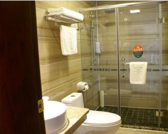 Greentree Inn Huainan Fengtai Zhongshan (N) Road Express Hotel - Huainan