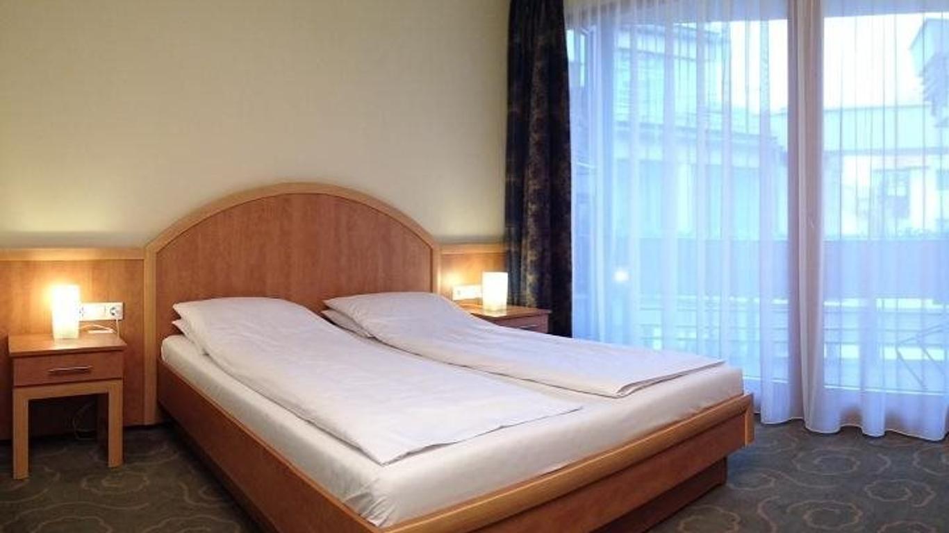 Semiramis Business Hotel