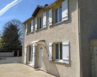 La Tribu d'Asato-Beauval 5 ch grand jardin et parking privé - Noyers-sur-Cher - Building