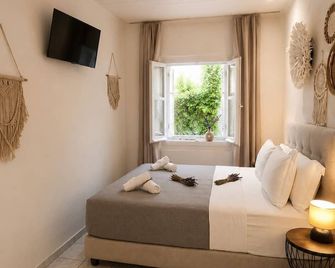 Physis Oikos Beachfront Apartments - Sciato