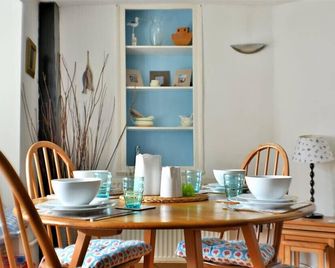 Ivy Cottage - Lyme Regis - Dining room