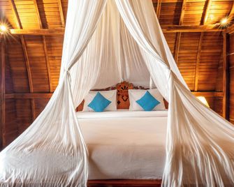 Sukawati Inn - נוסה פנידה - חדר שינה