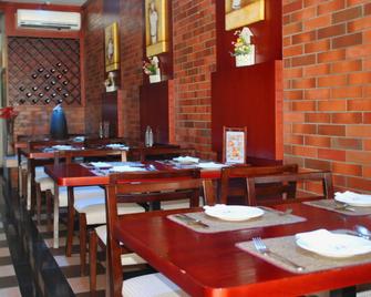 Fratini's Hotel Labuan - Labuan - Ресторан
