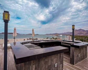 Suites Rubí - Las Mejores vistas de San Carlos - San Carlos - Balcony