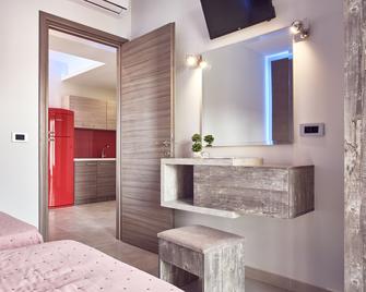 Savvas Luxury Suites - Laganas
