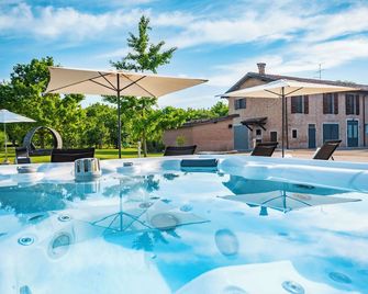 Casa delle Noci country house, pool & SPA - Modena - Pool