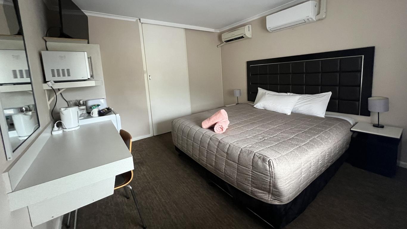 Almond Inn Motel