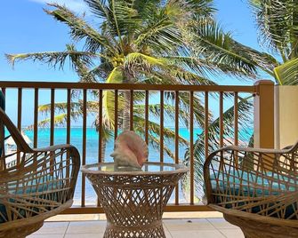 Miramar Villas Resort - San Pedro Town - Balcony