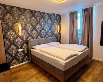 Hotel Restaurant Unikat - Zeltingen-Rachtig
