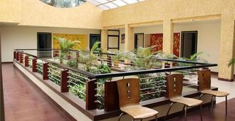Cool Palace Hotels - Nashik - Balcony