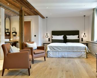Romantik Hotel Markusturm - Rothenburg ob der Tauber - Bedroom