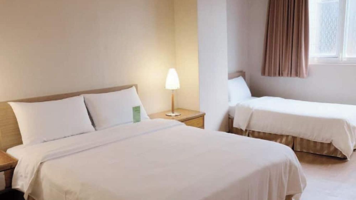 Kindness Hotel Wu-Jia