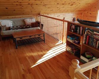 The View 4BR/4BA Mountain Lodge with Views near Blowing Rock - Lenoir - Wohnzimmer