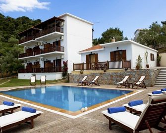 Takis Studios - Skiathos - Piscină