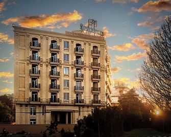 Pc Residences Gulberg Lahore - Lahore - Building