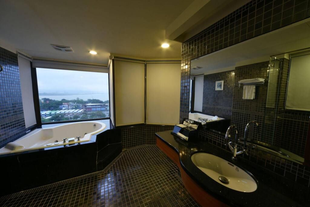 Sunrise Business Hotel - Tamsui