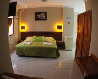 Hotel Los Algarrobos - San Cristobal - Bedroom