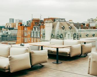 Me London - London - Balcony