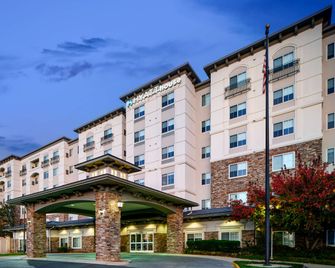 Hyatt House Sterling Dulles Airport North - Sterling - Gebouw