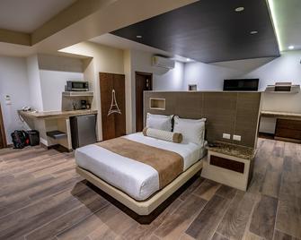 Hotel Eiffel - Ensenada - Bedroom