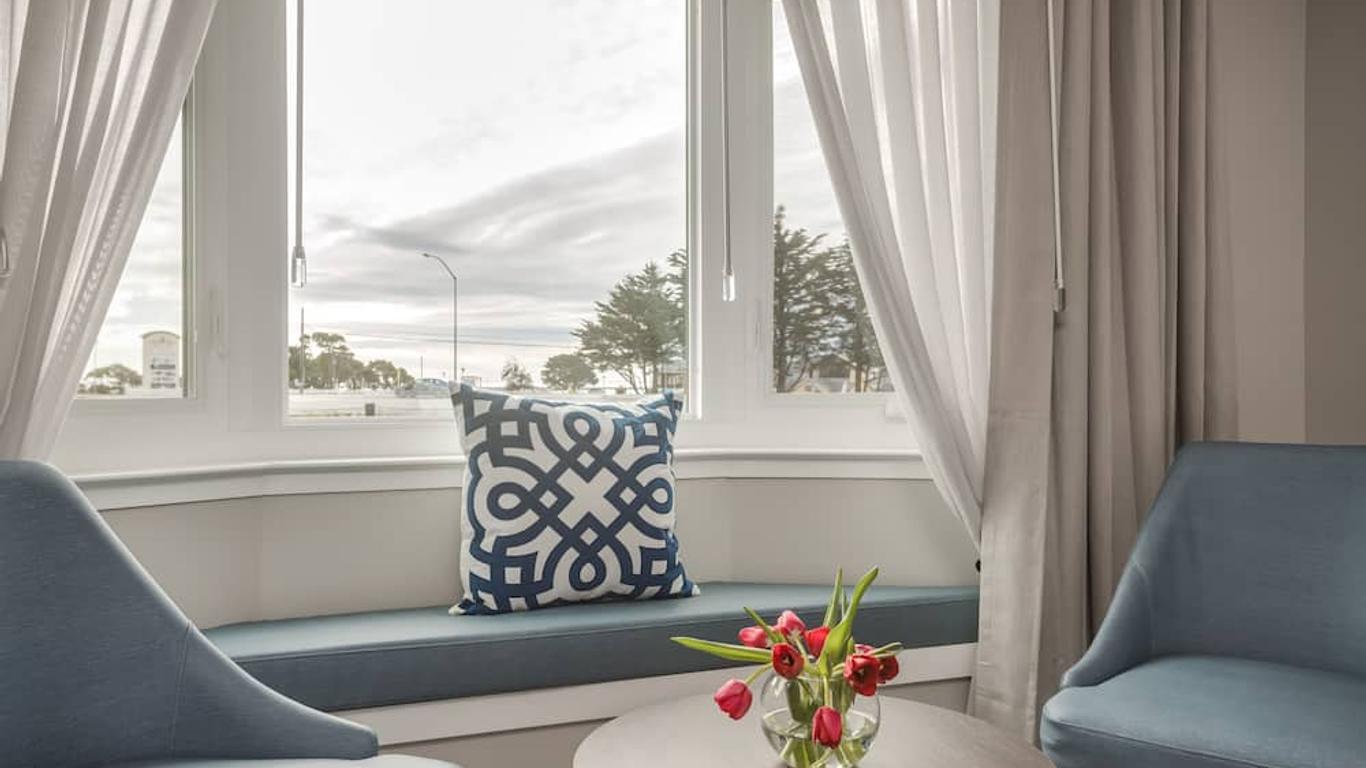 Harbor View Inn