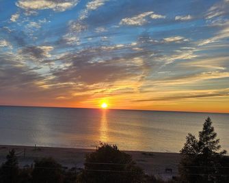 The Sands - Sauble Beach - Buiten zicht