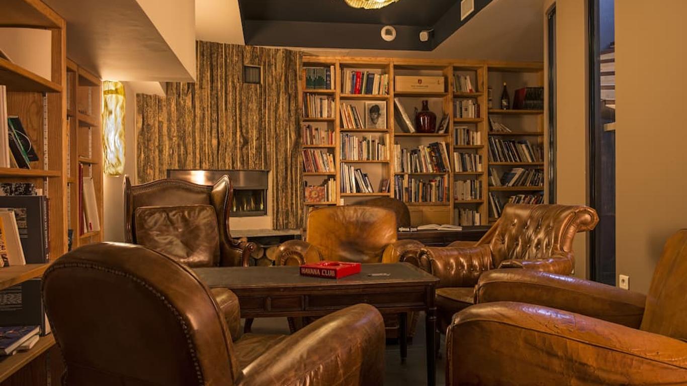 Hôtel C Suites Chambres Spacieuses