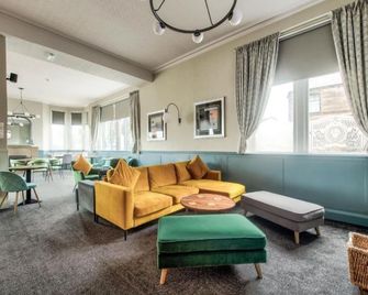 ذا كاسل هوتل - بيرويك أبون تويد - غرفة معيشة