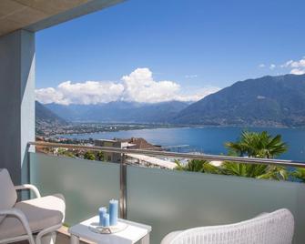 La Barca Blu - Orselina - Balkon