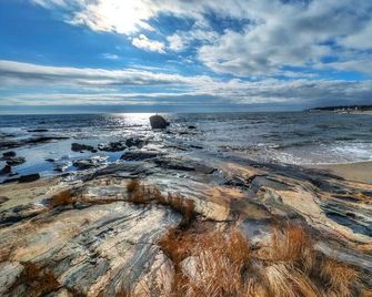 The Mast at Soundview · Beach+Ocean+Sunrise - Old Lyme - Playa