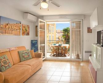 Royale Sejour - Happy Rentals - Menton - Living room