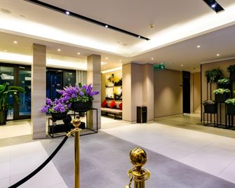 Ease Hotel Chengdu Taikoo Li 339 - Chengdu - Lobby