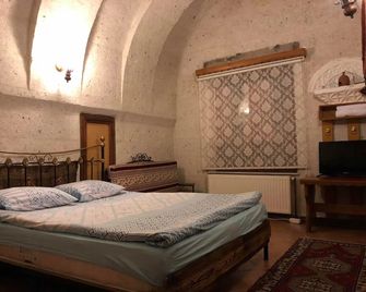 Anatolia Raymonde Cave House - Uchisar - Sypialnia