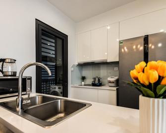 Luxhome Vinhomes Skylake - Hanoi - Kitchen