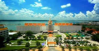 Hotel Cambodiana - Nom Pen - Edificio