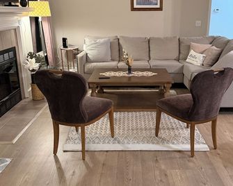Stylish 3 BR home in Downtown Lexington - Lexington - Wohnzimmer