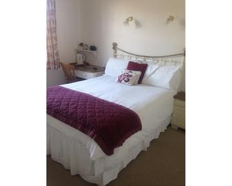 Mill Farm - Exeter - Bedroom