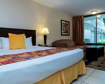 Champions World Resort - קיסימי - חדר שינה