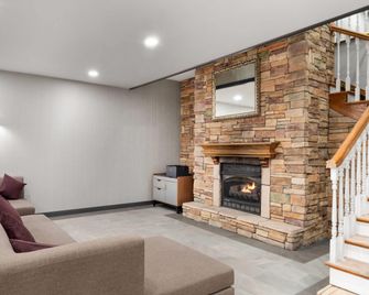 Wingate by Wyndham Mansfield OH - Mansfield - Lobby