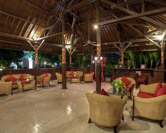 Adi Assri Beach Resorts And Spa Pemuteran - Gerokgak - פטיו