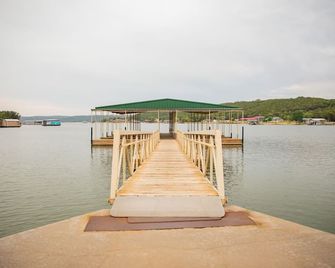 Cozy retreat on the lake - Graham