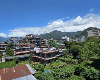 Hotel Anaya - Pokhara - Balcón