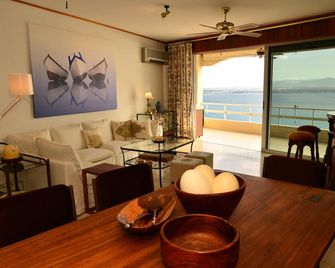 Luxury apart. w/ spectacular views - Loutraki - Essbereich