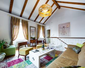 Dominus Little Palace - Dubrovnik - Living room