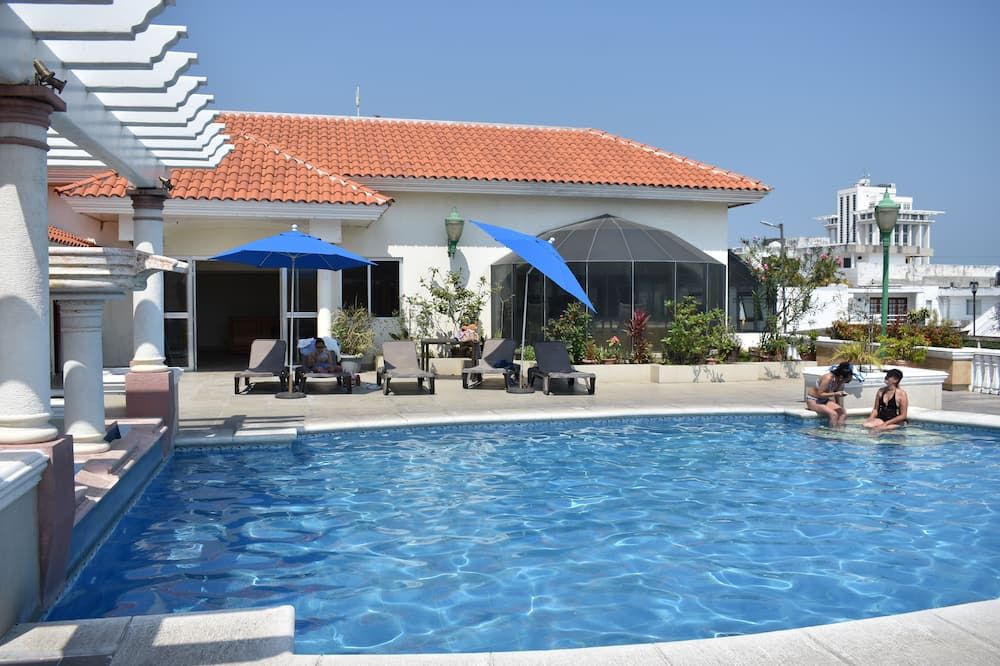 Hotel Baluarte - ורה קרוז - בריכה