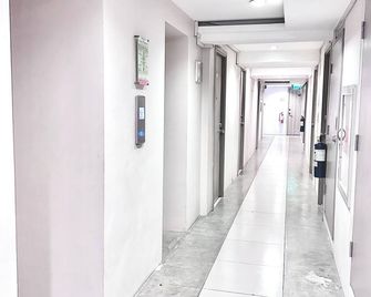 Arkisha’s Cozy Place - Mandaluyong - Chodba